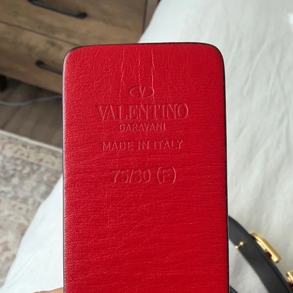 Valentino Reversible Vlogo Signature Belt In Glossy Calfskin 40 Mm - Picture 2 of 6